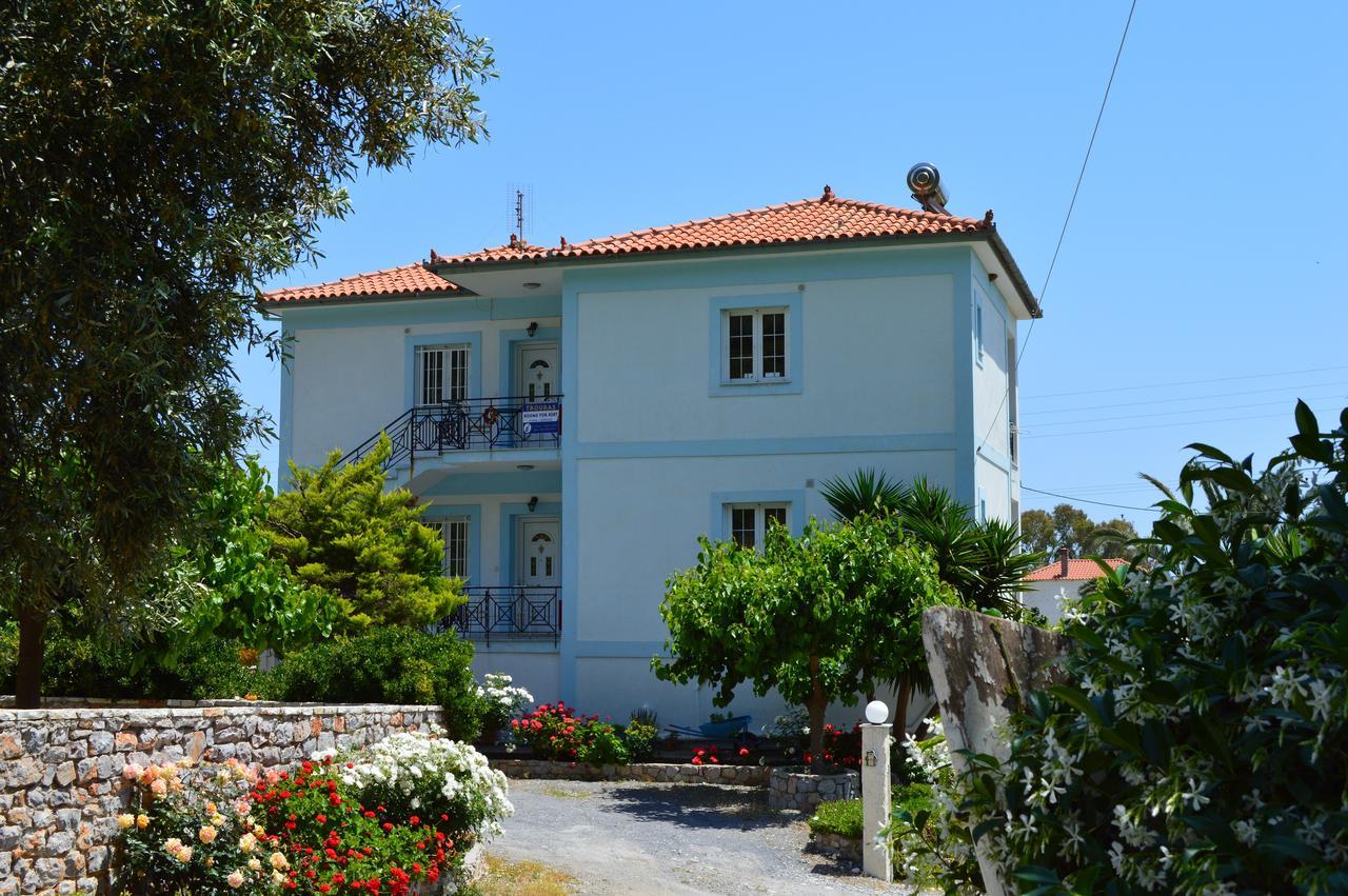 Amera - Troumpas Family Apartments Leonidio Luaran gambar